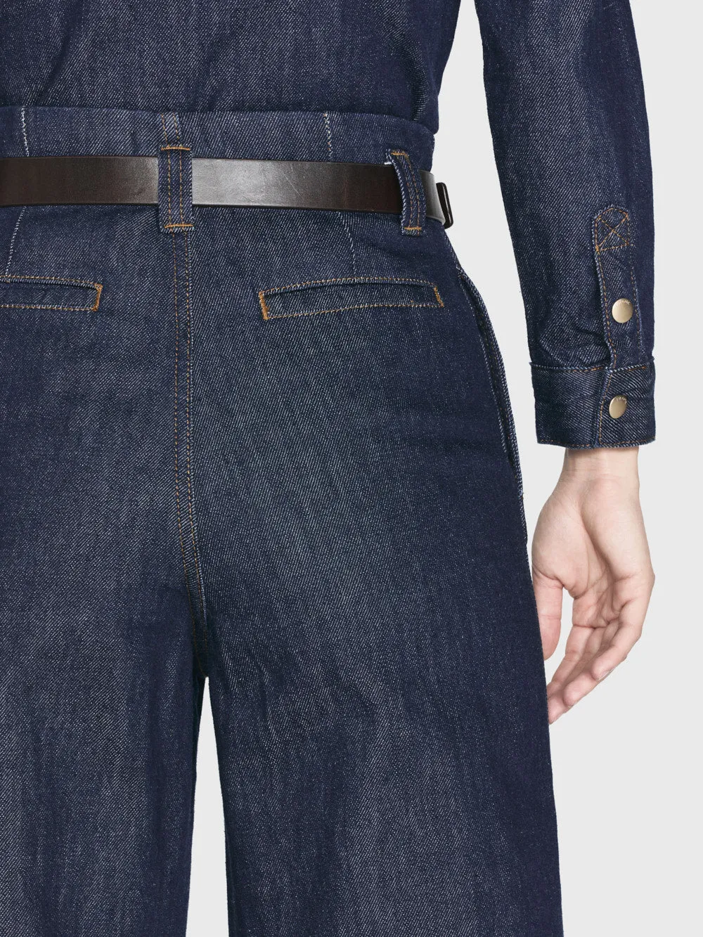 Darted Wide Leg Jean -- Rinse